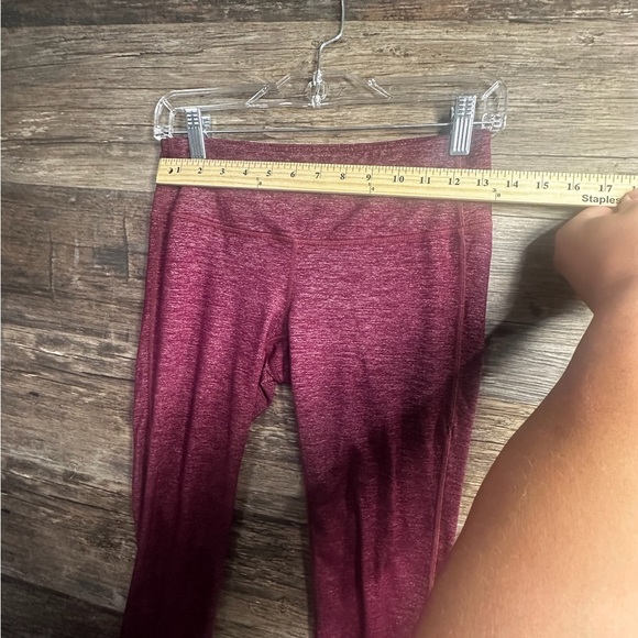 Athleta Red Capri Leggings Streamlined Performance Fit - Picture 5 of 11